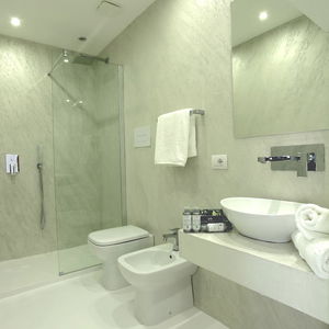 Sejur Double A Luxury Room vacanta Olbia