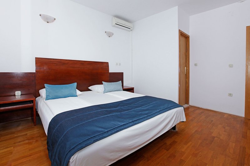 Hotel Apartments Vala