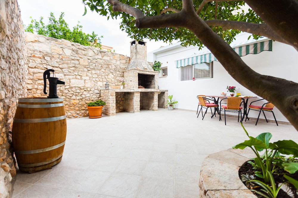 Hotel Guest House Mara