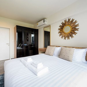 Hotel The Deck Patong cazare Patong