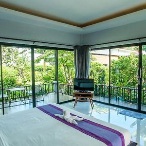 Hotel Himaphan Boutique Resort cazare Suwannaphum
