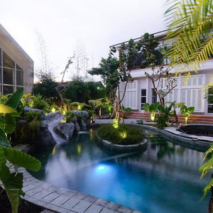 Hotel Yats Colony cazare Yogyakarta