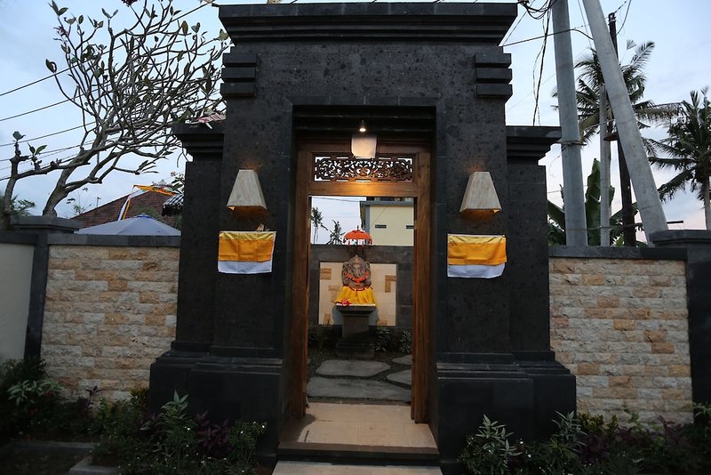 Uma Dhari Villa
