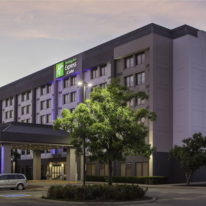 Hotel Holiday Inn Express & Suites Mississauga-Toronto Southwest By Ihg cazare Mississauga