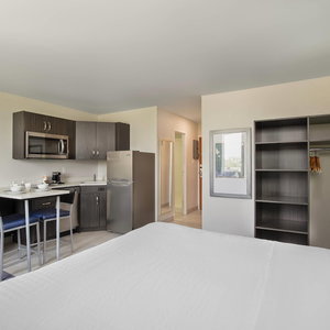 Hotel Quality Inn And Suites Winnipeg cazare Winnipeg
