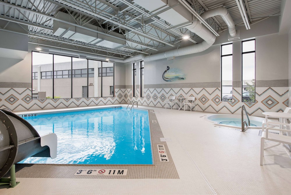 Hotel Wyndham Garden Winnipeg Airport