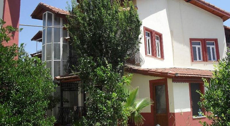 Hotel Villa Özalp
