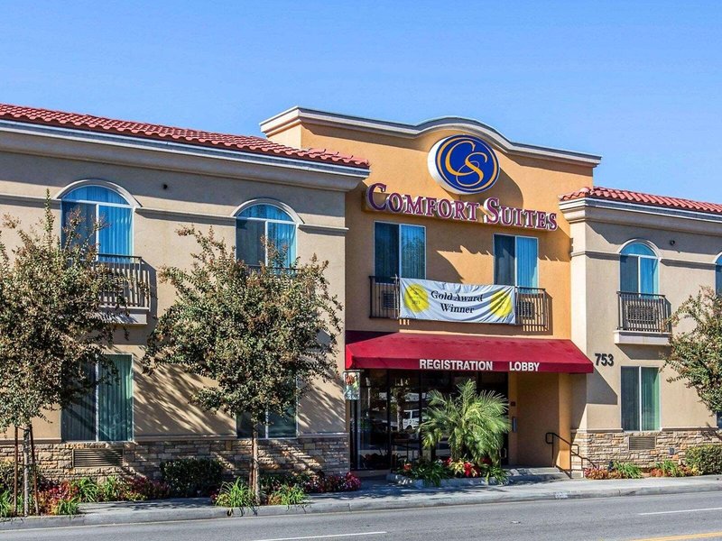 Hotel Comfort Suites Near Industry Hills Expo Center