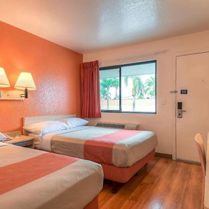 Hotel Motel 6 Los Angeles - El Monte cazare El Monte