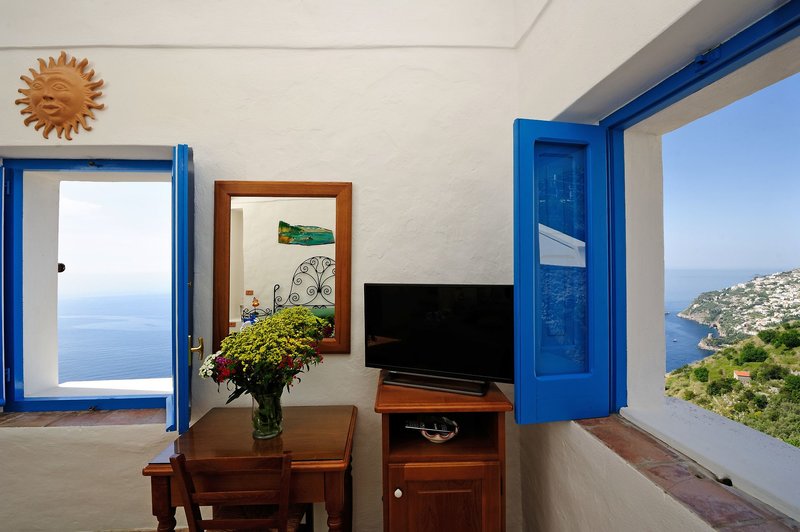 La Casa Del Melograno Bed And Breakfast