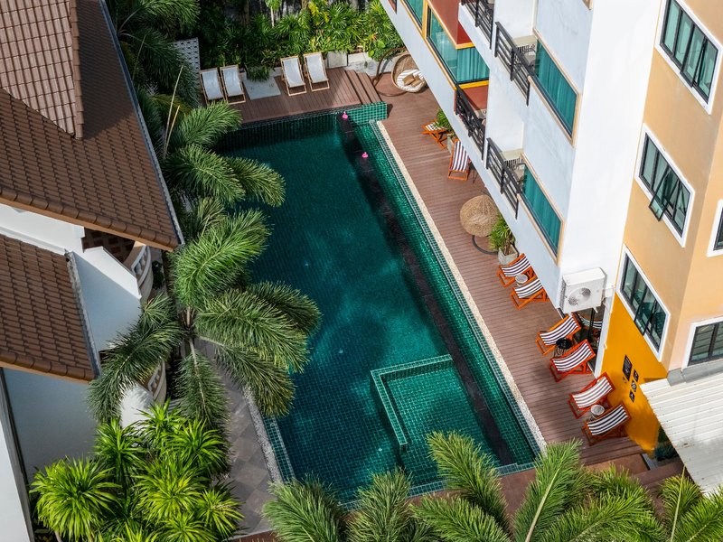 Hotel Buasri Phuket Hotel