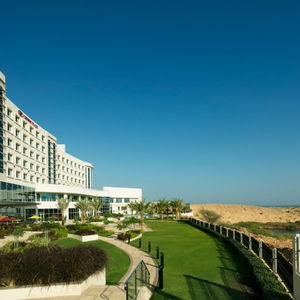 Hotel Crowne Plaza Muscat Ocec cazare Muscat