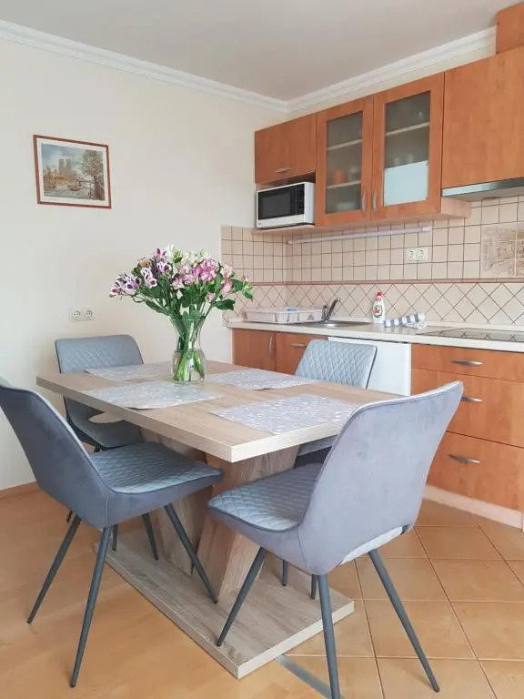 Elek Apartmanhaz