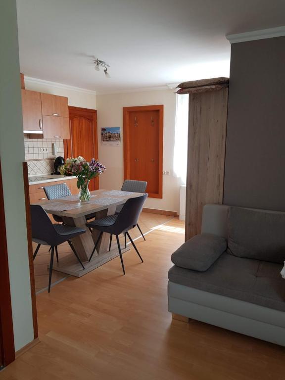 Elek Apartmanhaz