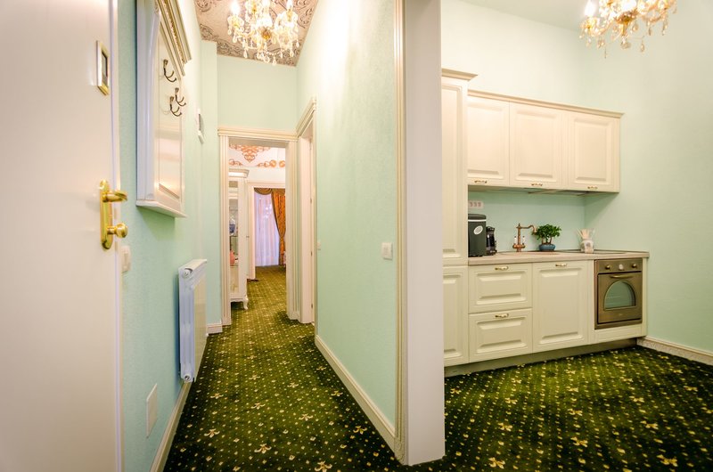 Jumeirah Royal Apartments