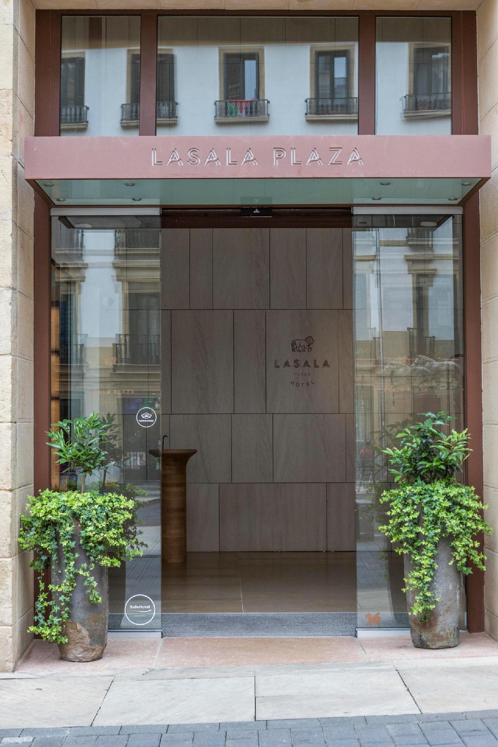 Lasala Plaza Hotel - Adults Only