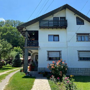 Hotel Pensiunea Iulia cazare Bran