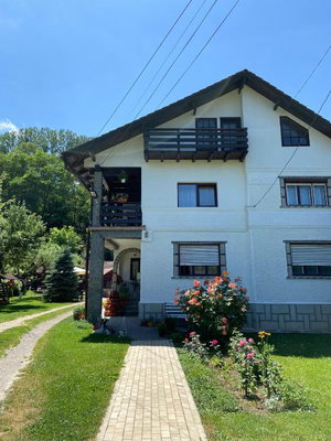 Hotel Pensiunea Iulia cazare Bran