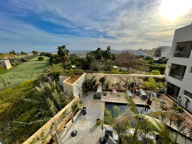 Hotel The Village Boutique & Spa