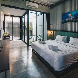 Hotel The Tree Sleep And Space cazare Trang
