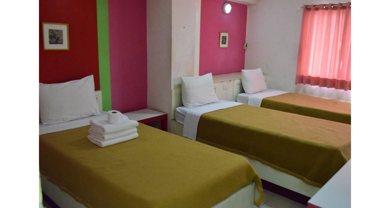 Yes Kaosan Hostel