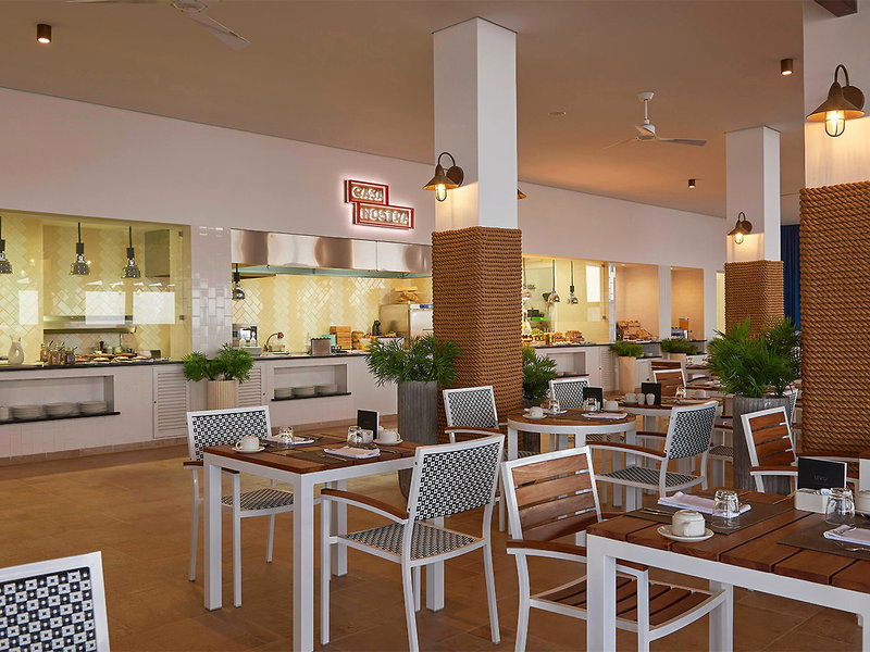 Meliá Llana Beach Resort & Spa