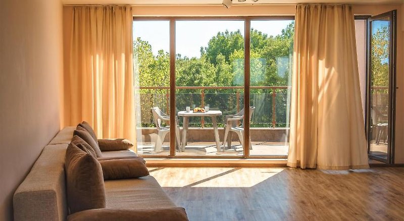 Moreto Seaside Aparthotel