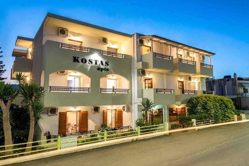 Hotel Kostas Apartments