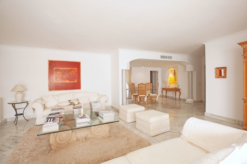 Hotel White Pearl Beach