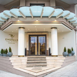 Hotel Emerald Suites cazare Florina