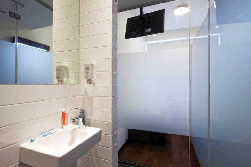 Hotel Easyhotel Amsterdam City Centre