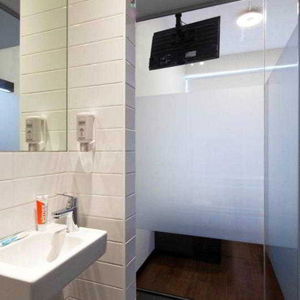 Hotel Easyhotel Amsterdam City Centre cazare Amsterdam