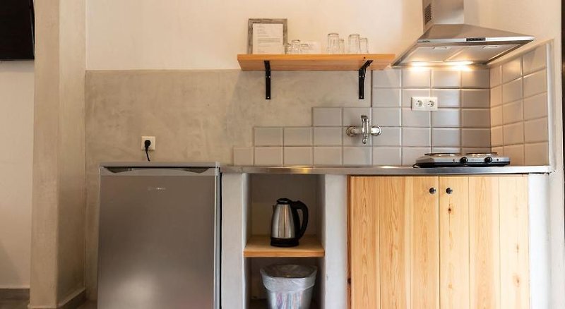 Hotel Gkaras Campsite & Apartments