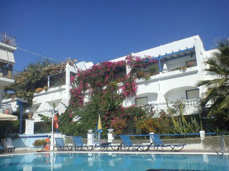 Hotel Ninetta's Studios & Apartments