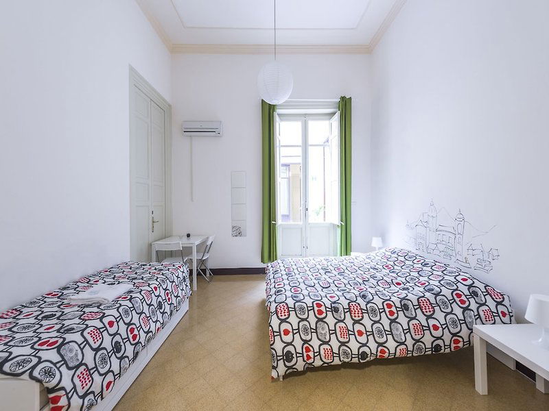 Hotel Mamamia Hostel & Guesthouse