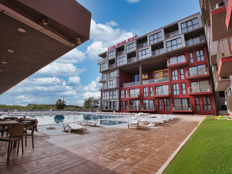 Hotel Laristone Suite Spa Hotel