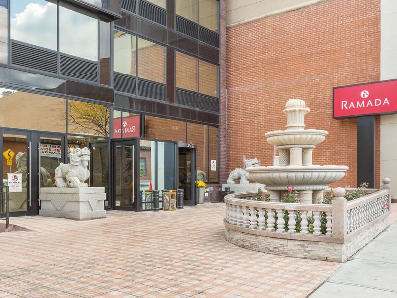 Hotel Ramada By Wyndham Flushing Queens