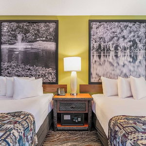 Hotel Super 8 By Wyndham Lake George/Downtown cazare Lake George