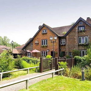 Hotel Premier Inn Gatwick Airport South London Road cazare Crawley