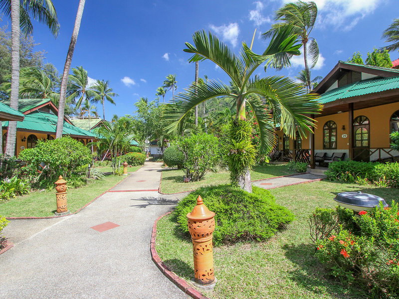 Eden Bungalow Resort