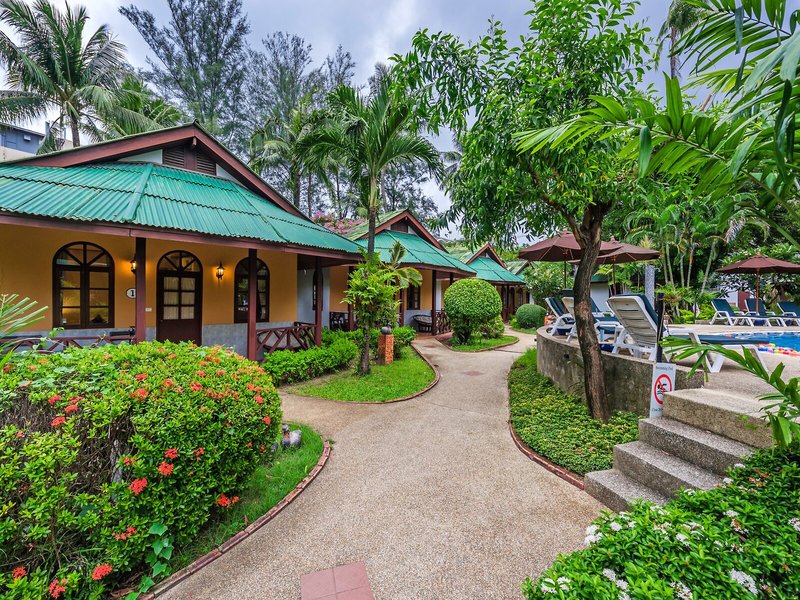 Eden Bungalow Resort