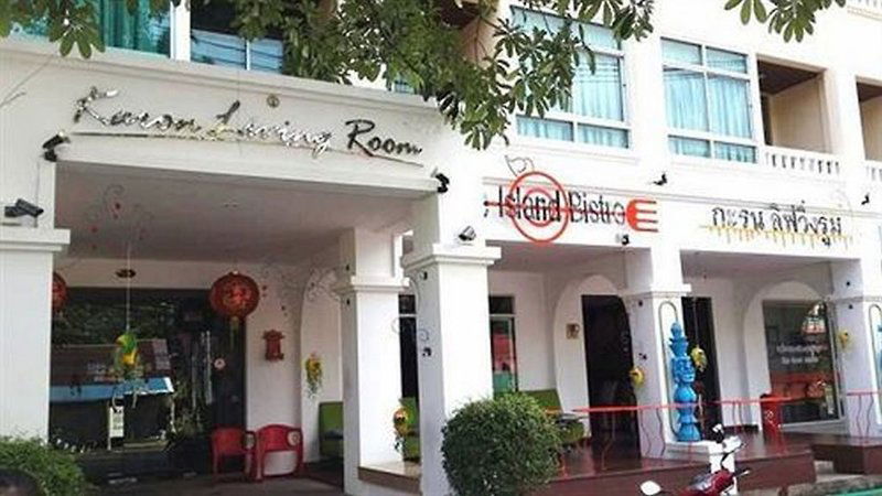 Hotel Karon Living Room