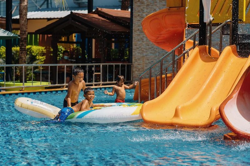 Rawai Vip Villas & Kids Park