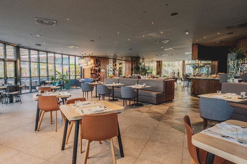 Hotel Sir Anthony Hotel