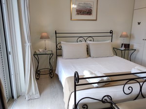 Hotel Cha Nanakas Village Inn cazare Corfu Town