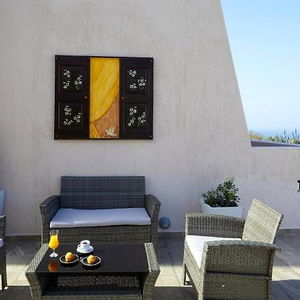 Hotel Alyvia Suites cazare Oia