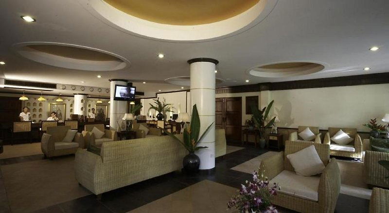 Hotel Salad Buri Resort & Spa