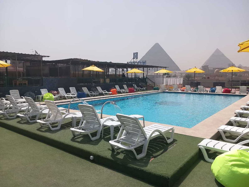 Hotel Regency Pyramids View