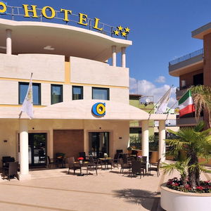 Hotel O.c. Hotel Villa Adriana cazare Tivoli