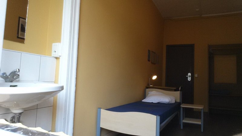 Hotel Hostel Van Gogh